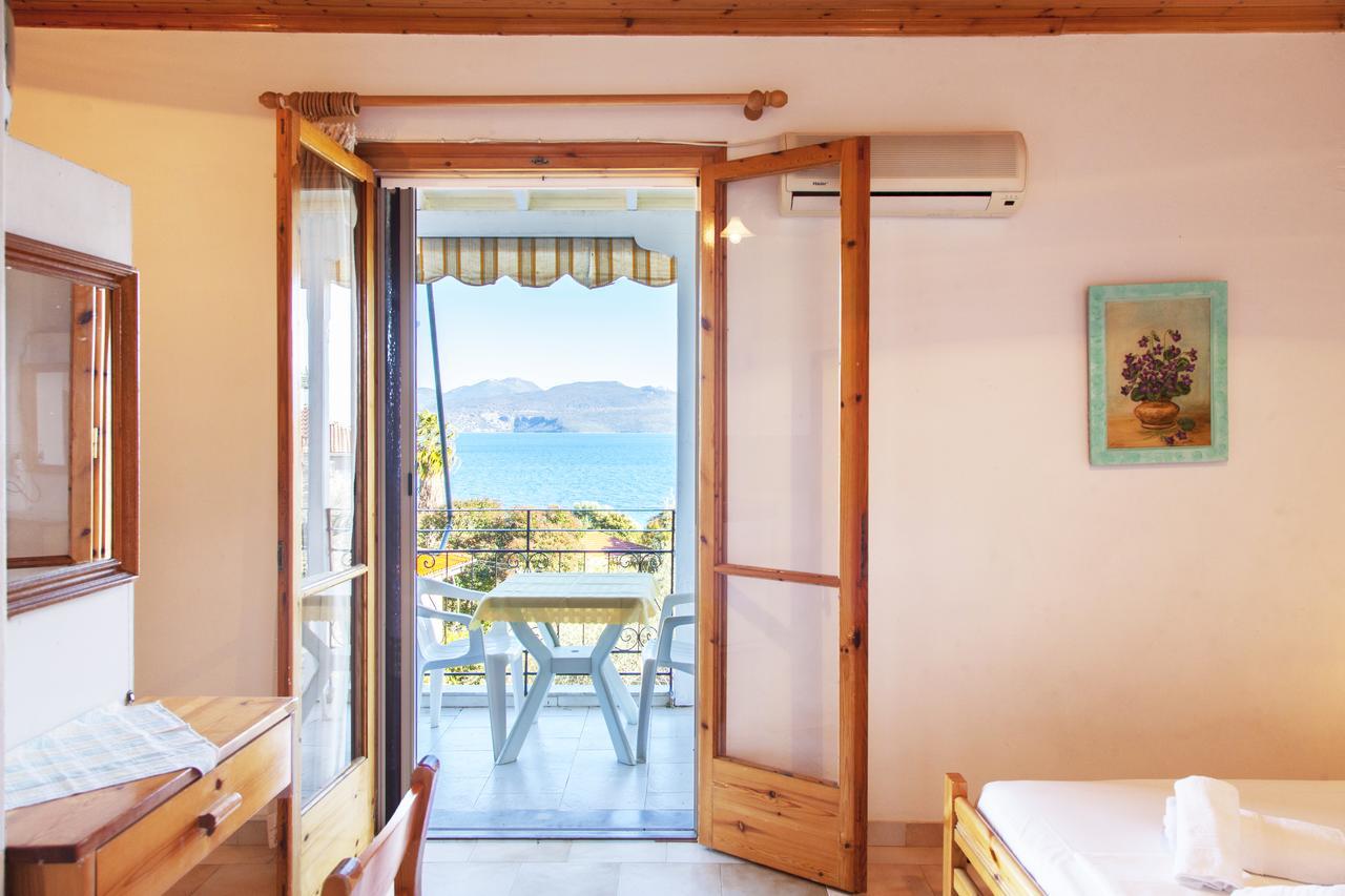 니키아나 Fraxi Beach 아파트 호텔 외부 사진